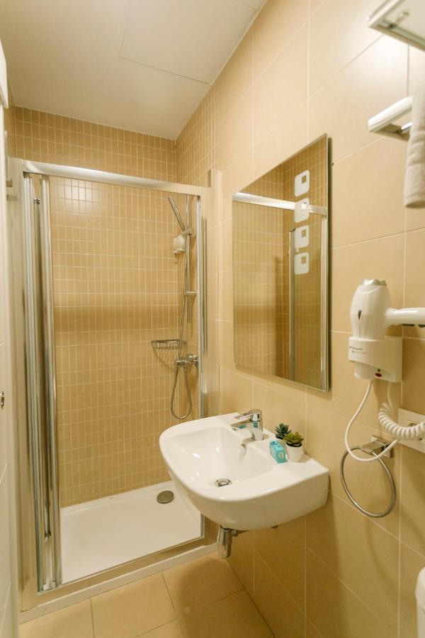 O&L Lumbreras: Bright Duplex With Private Terrace Apartment Seville Luaran gambar